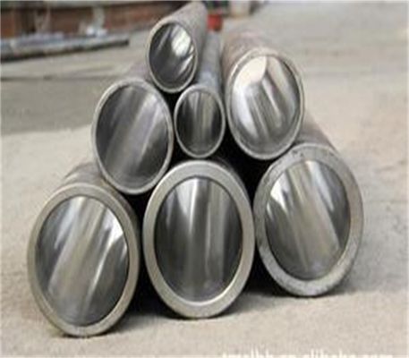 কার্বন ইস্পাত পাইপ A106 4130 431 Api 5l Sch40 S355j2h Q320 উচ্চ নির্ভুল টিউব কোল্ড ড্রোন St52 45# Honed টিউব